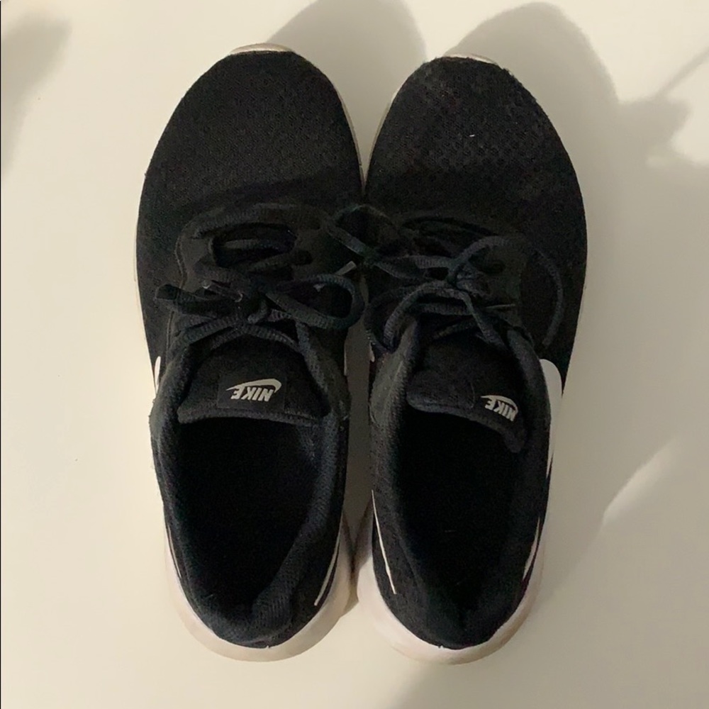 Nike Tanjuns